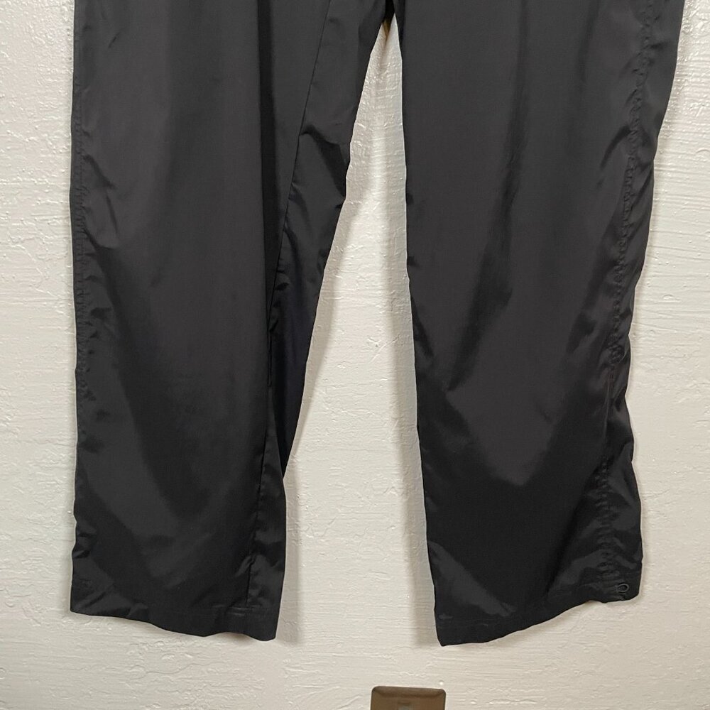 Royal Robbins Women 10 Black Hiking Pants Quick Dry Button Hem Adjustable Waist - Picture 2 of 11